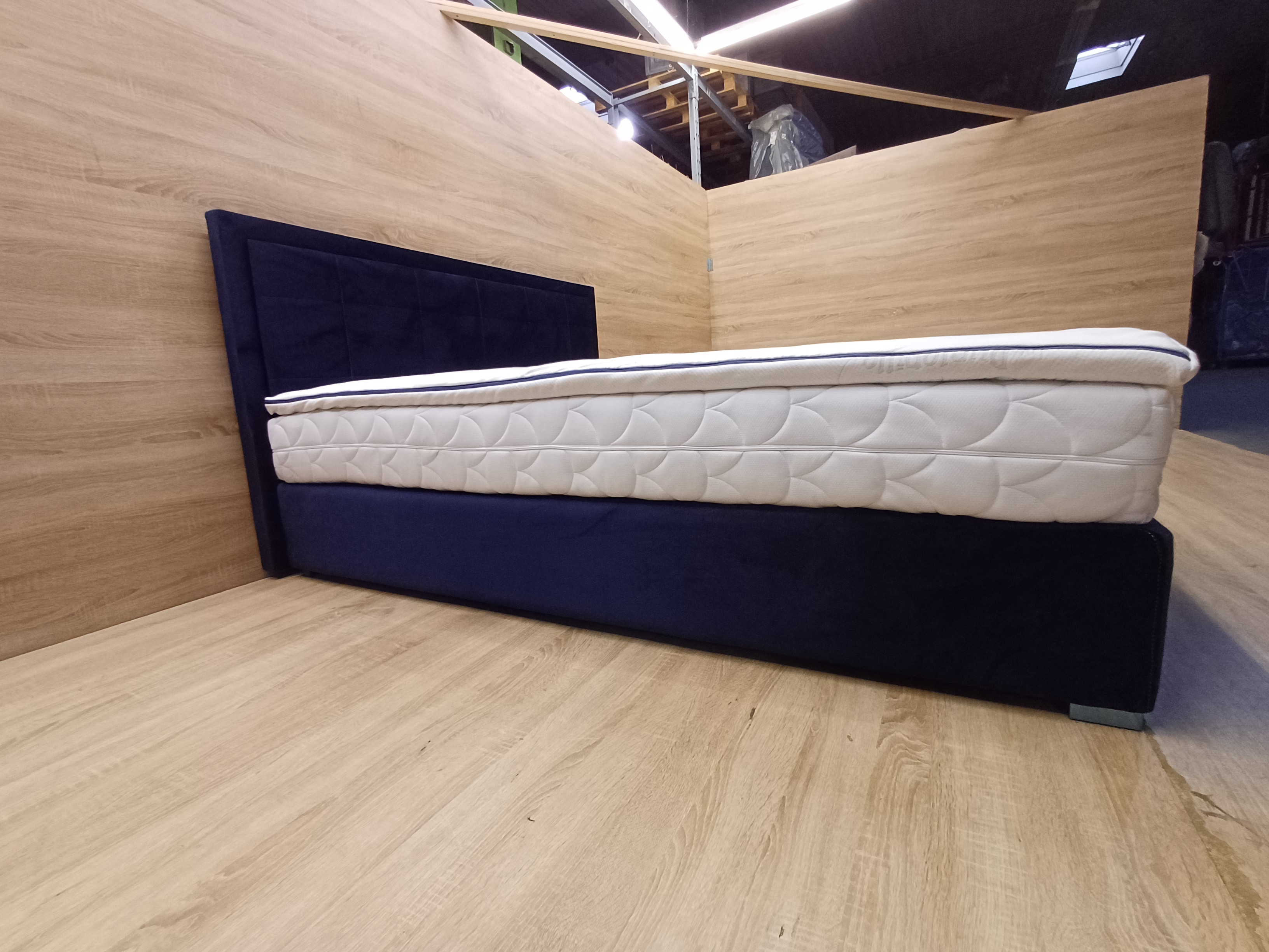 Boxspring 180x200 Domino