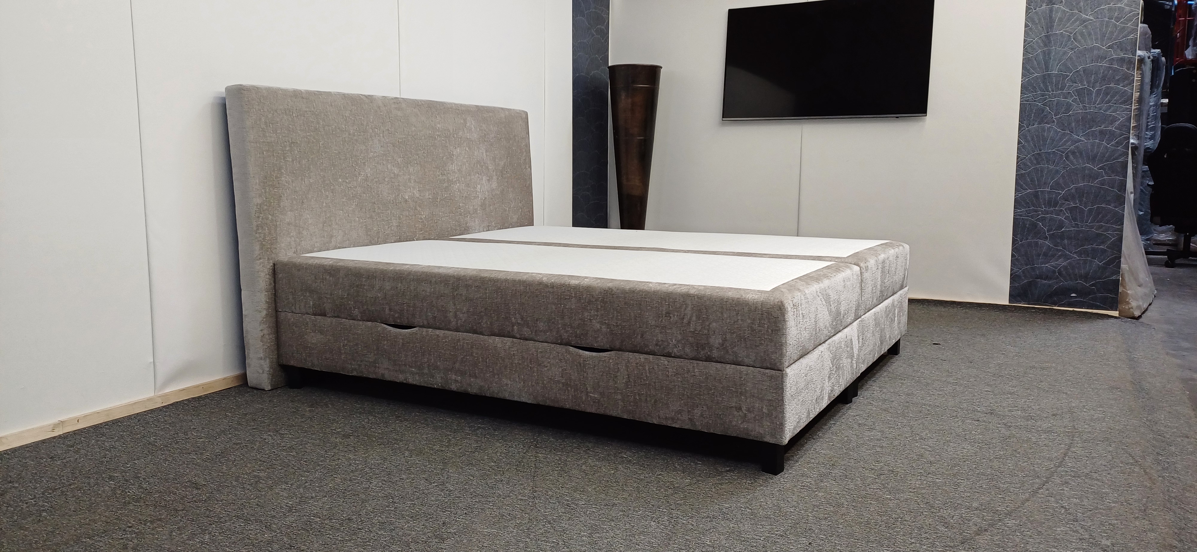 Boxspring 180x200 Muster - Image 1