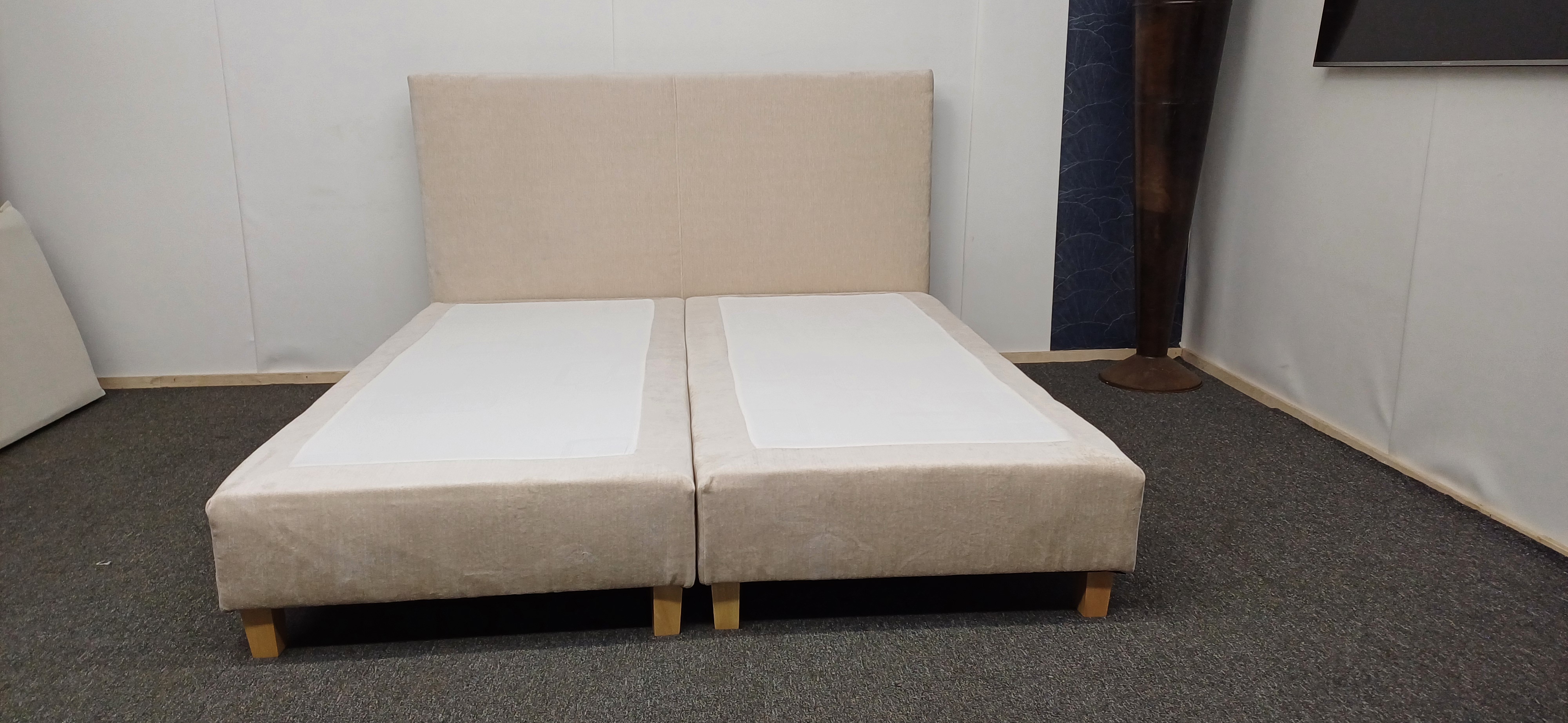 Boxspring 180x200 Norwich - Image 1