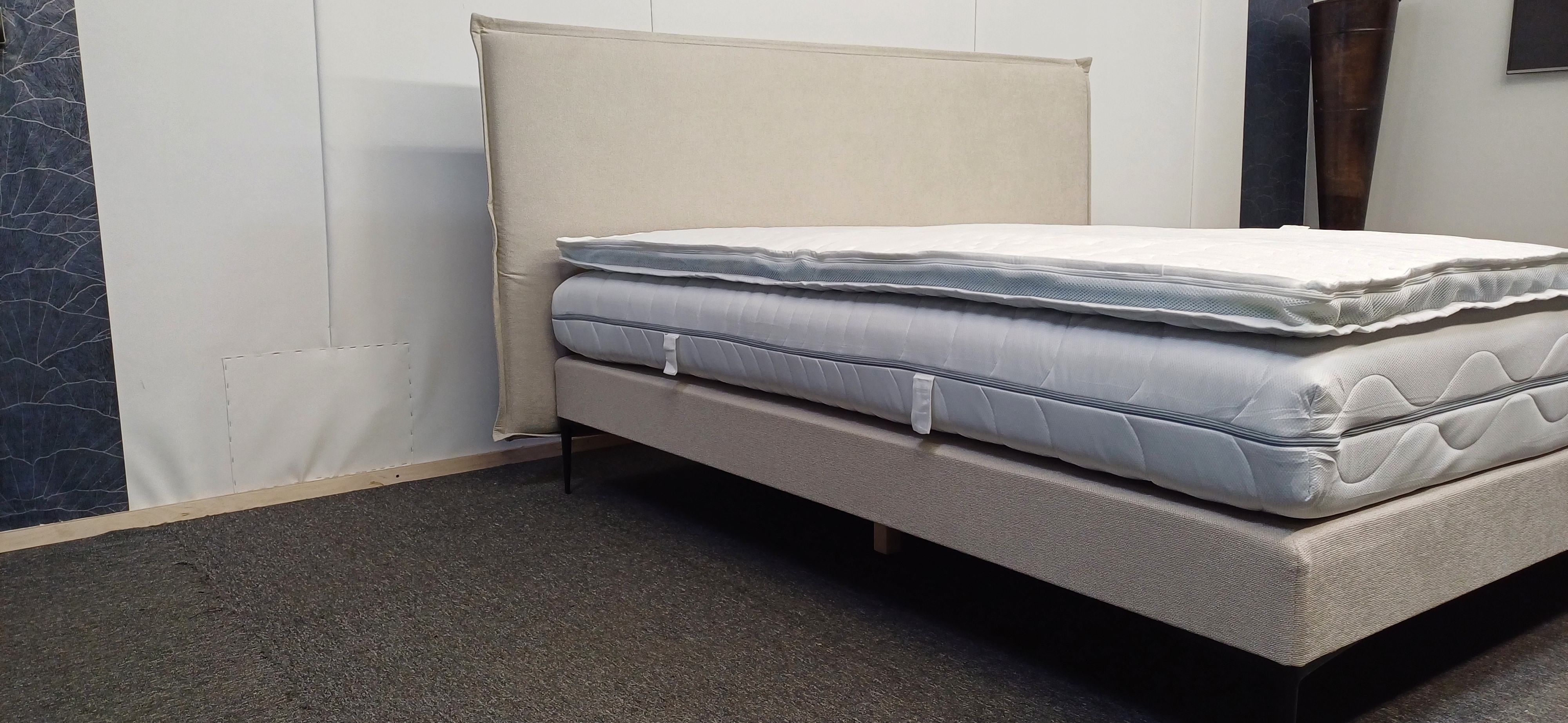 Boxspring 200x200 Yukas - Image 0