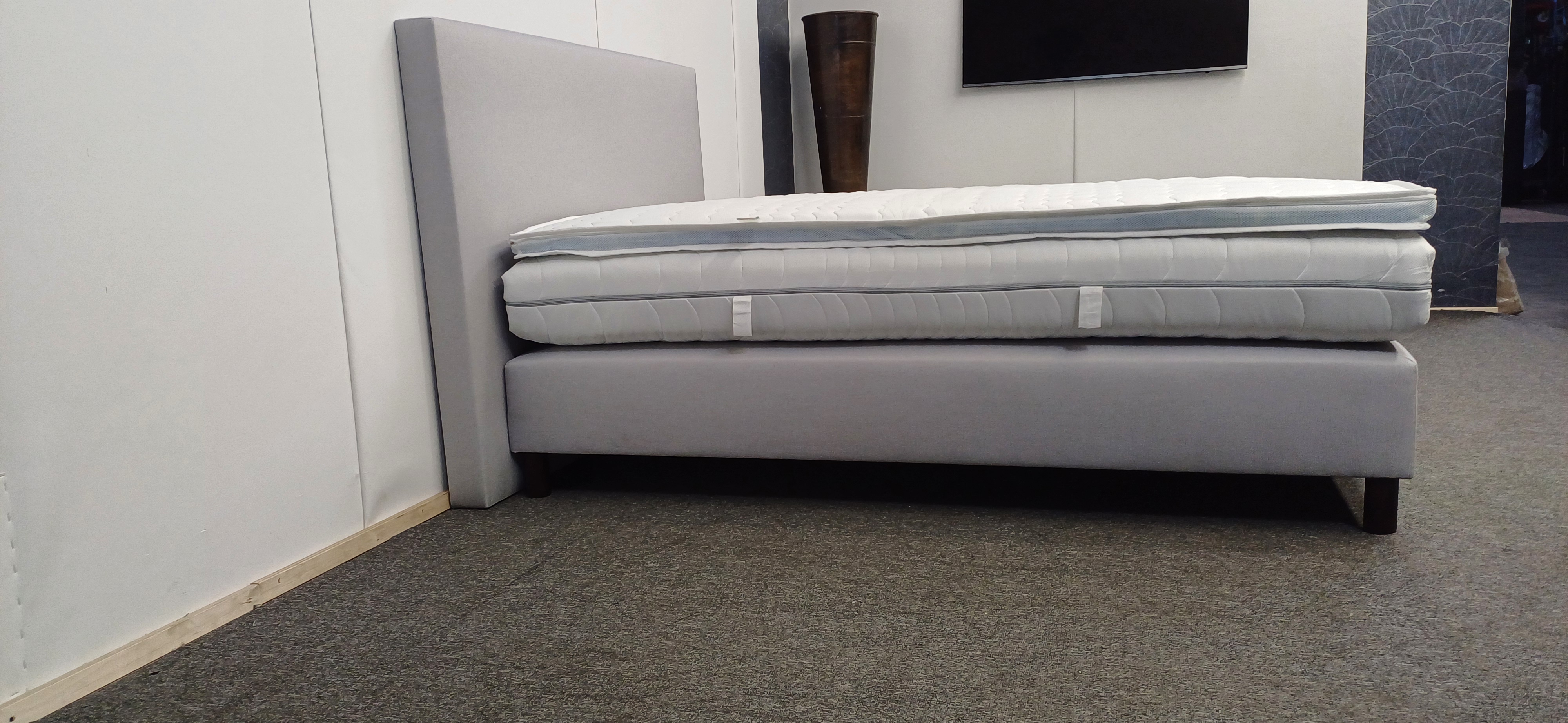 Boxspring 140x200 Bristol - Image 0